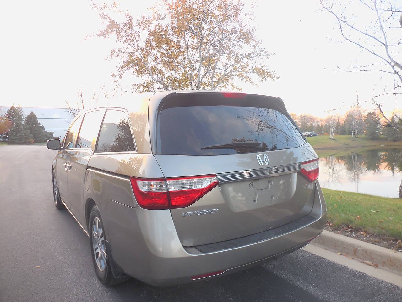 2011 Honda Odyssey for sale at Genuine Motors in Schaumburg, IL