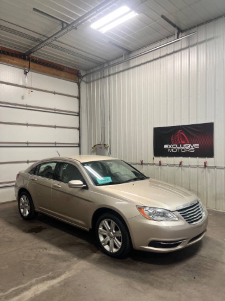 2014 Chrysler 200 for sale at Exclusive Motors in Sioux Falls, SD