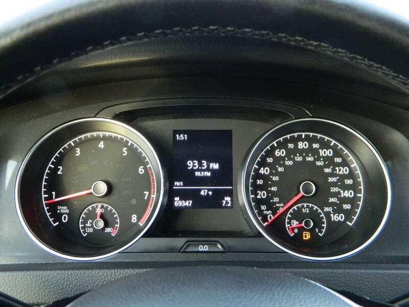 2018 Volkswagen Golf TSI S