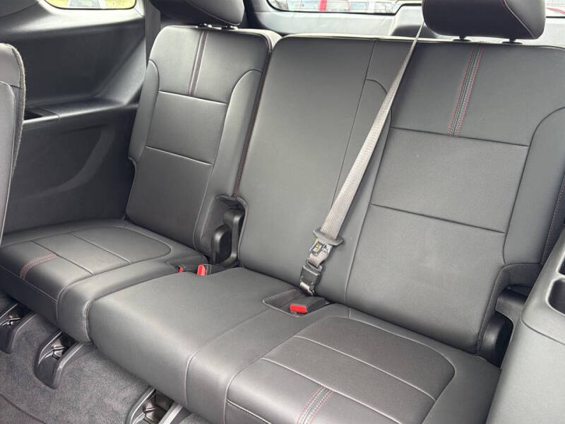 2023 Chevrolet Traverse RS