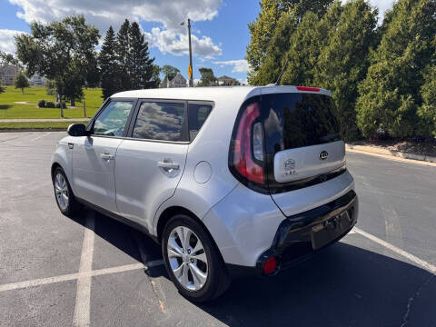 2016 Kia Soul +