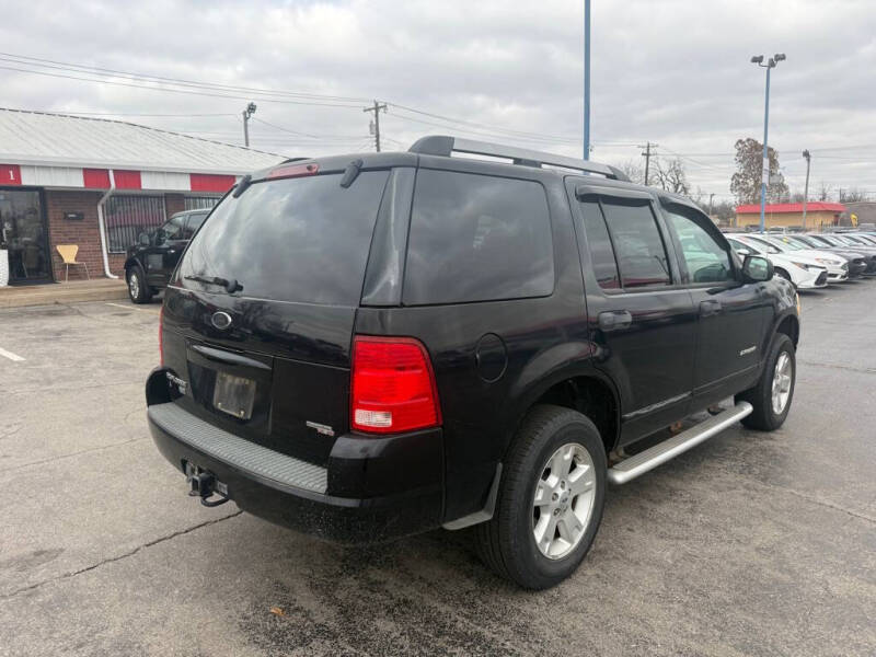2005 Ford Explorer XLT