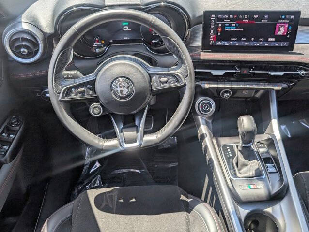 2024 Alfa Romeo Tonale Hybrid Veloce