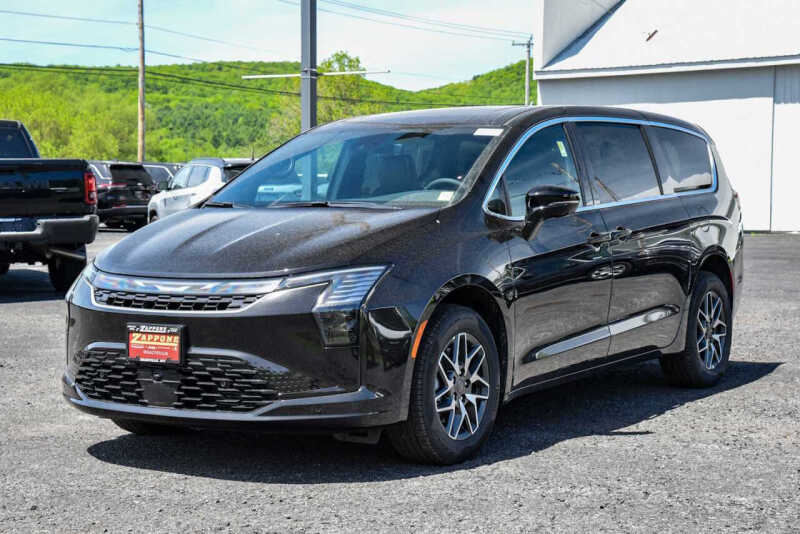 2027 Chrysler Pacifica Limited