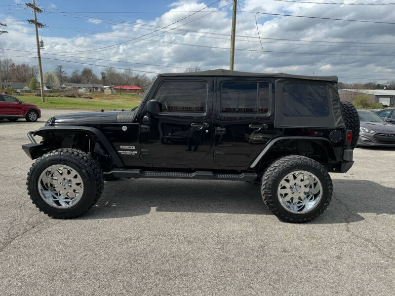 2016 Jeep Wrangler Unlimited for sale at M&R Auto Sales Inc in Bowling Green KY