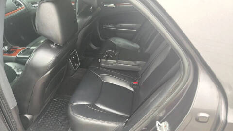 2013 Chrysler 300