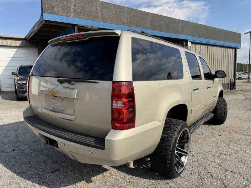 2013 Chevrolet Suburban LT