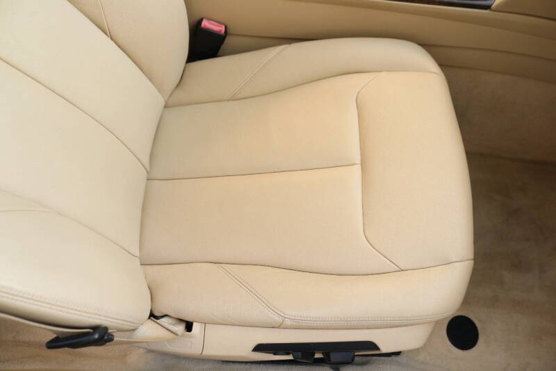 2013 BMW 3 Series 335i