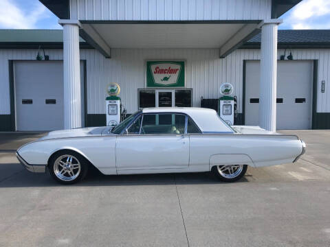 1962 Ford Thunderbird