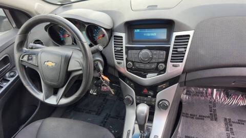 2012 Chevrolet Cruze LT Fleet