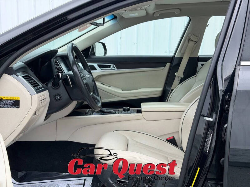 2017 Genesis G80