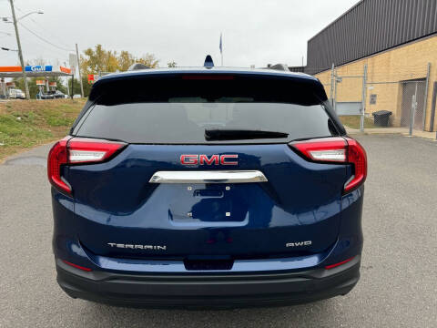 2022 GMC Terrain SLE