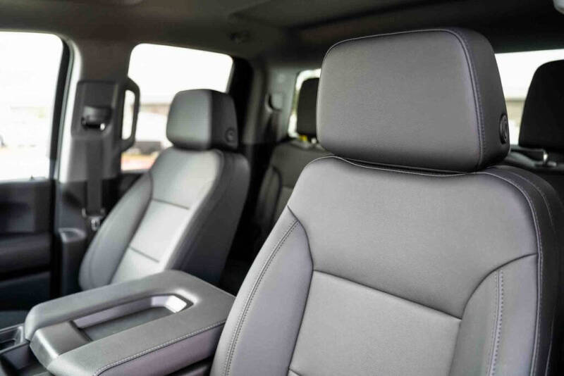 2025 GMC Sierra 2500HD Pro