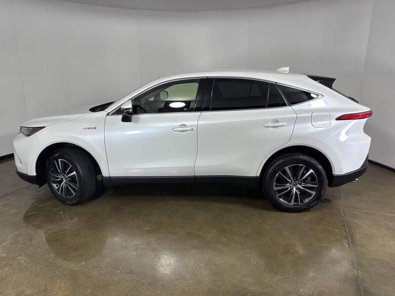 2021 Toyota Venza LE