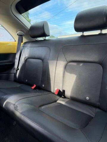 2010 Volkswagen New Beetle