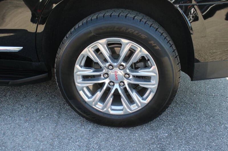 2021 GMC Yukon SLT