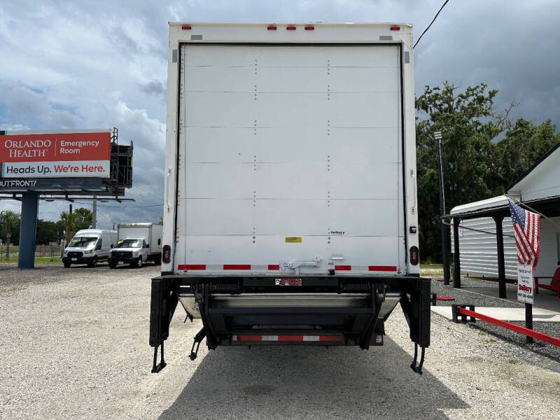 2018 International DuraStar 4300