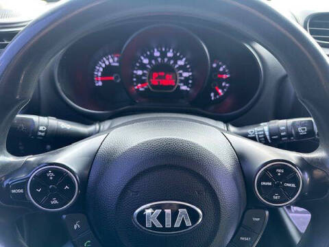 2015 Kia Soul +