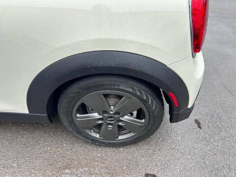 2023 MINI Hardtop 2 Door Cooper