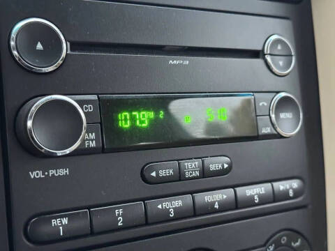 2009 Ford Mustang V6 Deluxe