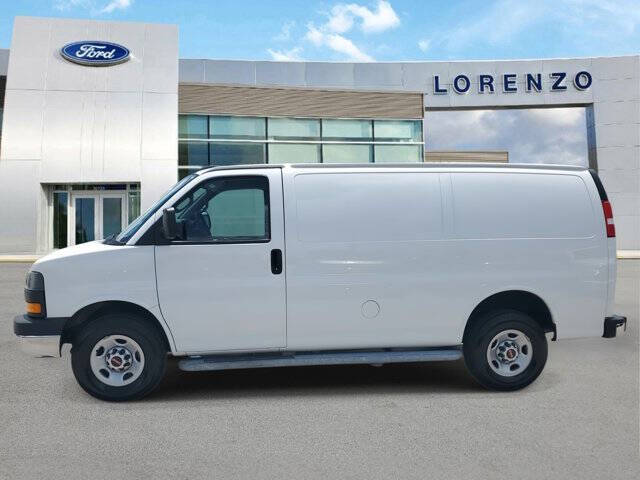 2023 GMC Savana 2500