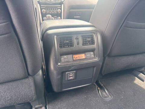 2018 Nissan Pathfinder S