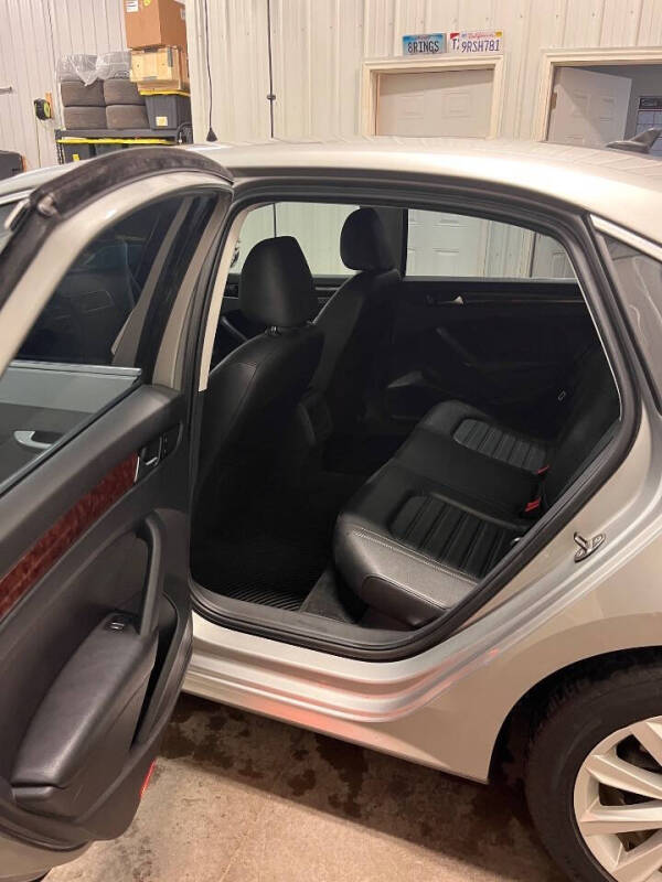 2012 Volkswagen Passat SEL PZEV