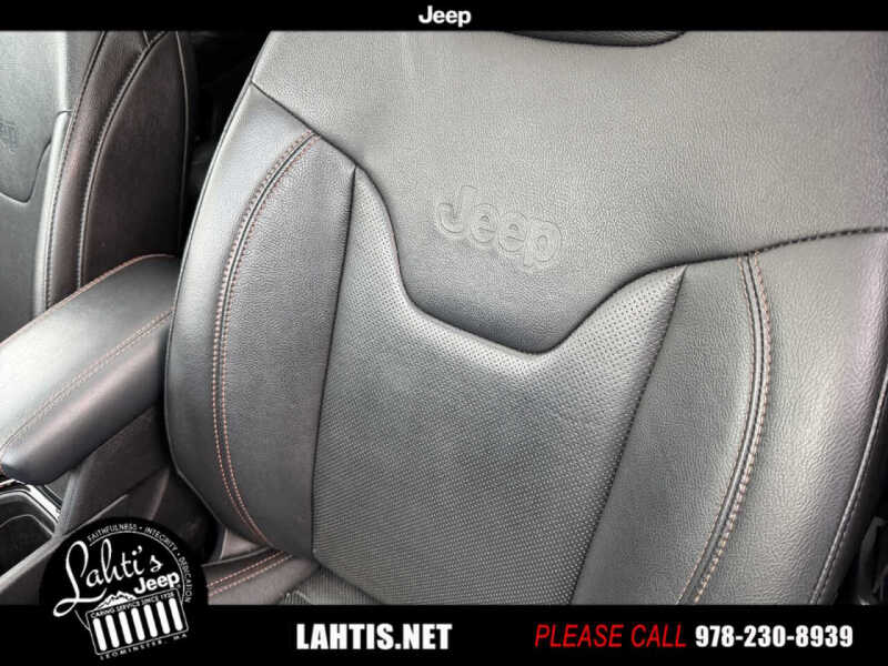 2022 Jeep Compass (Red) Edition