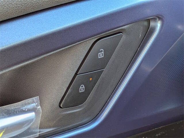 2026 Chevrolet Equinox EV LT 2