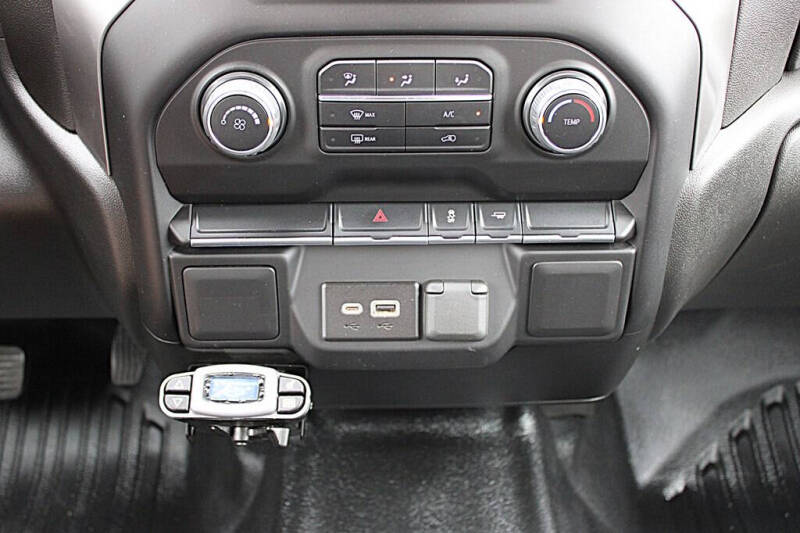 2023 Chevrolet Silverado 3500HD CC