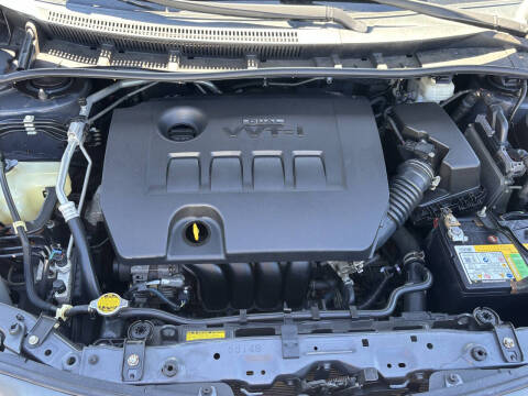 2012 Toyota Corolla LE