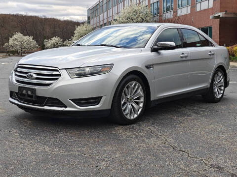 2014 Ford Taurus Limited