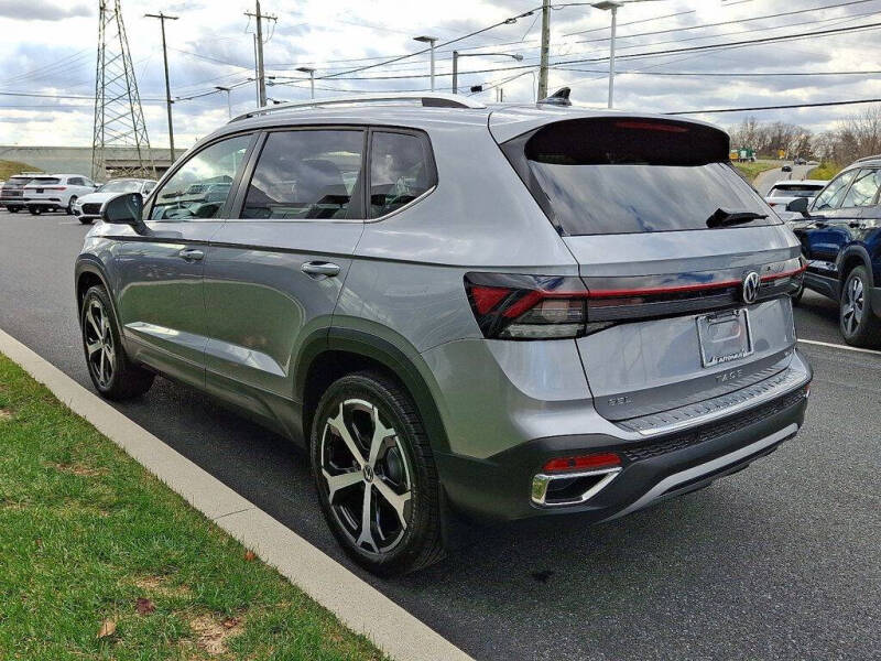 2025 Volkswagen Taos SEL 4Motion