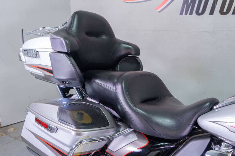 2017 Harley-Davidson CVO Limited