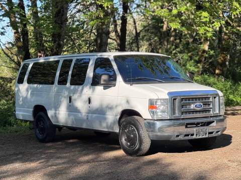 2014 Ford E-Series E-350 SD XLT