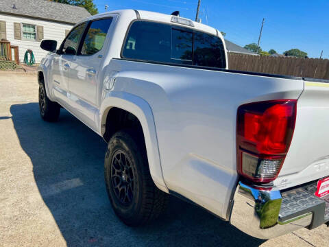 2020 Toyota Tacoma SR5 V6