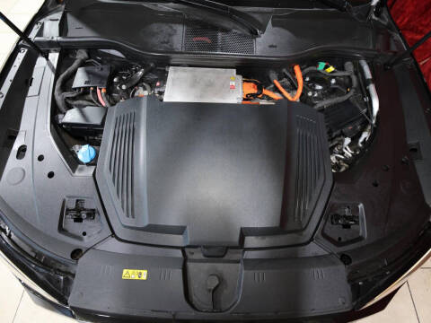2019 Audi e-tron quattro Premium Plus