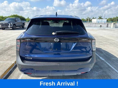 2025 Nissan Kicks SV