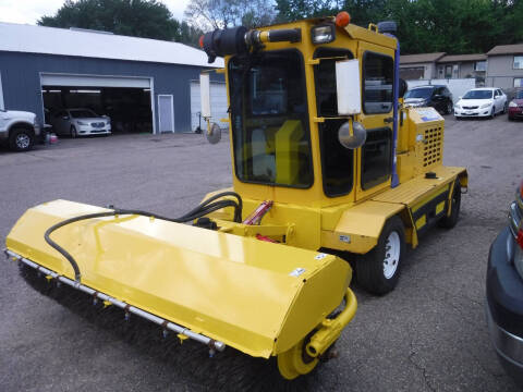 2012 Superior Broom SM80J Propelled Sweeper