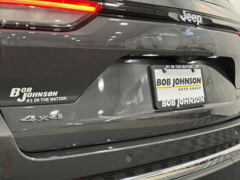 2023 Jeep Grand Cherokee Laredo