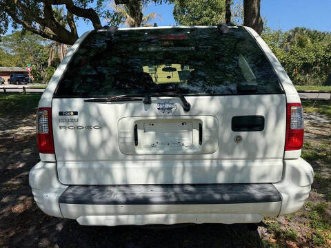 2003 Isuzu Rodeo S
