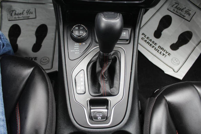 2022 Jeep Cherokee Trailhawk