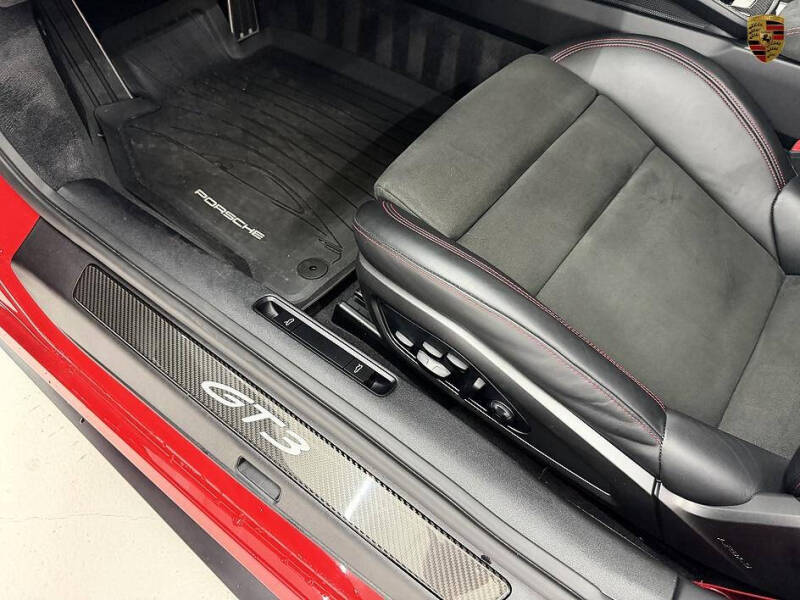 2022 Porsche 911