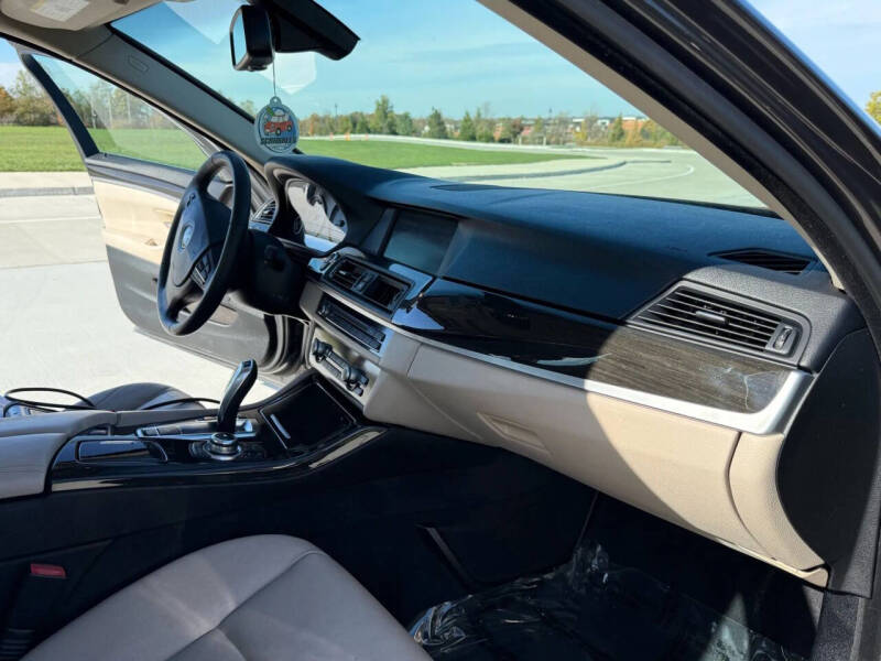 2012 BMW 5 Series 535i