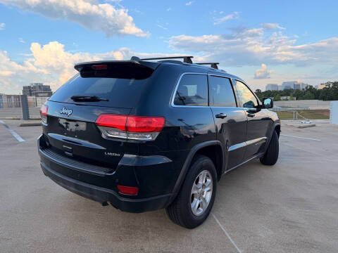 2017 Jeep Grand Cherokee Laredo
