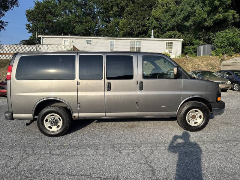 2006 GMC Savana LS 3500