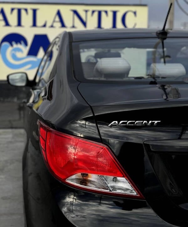 2016 Hyundai Accent SE photo 9