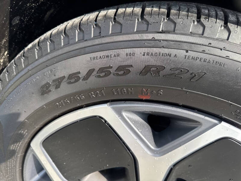 2023 Rivian R1T Adventure