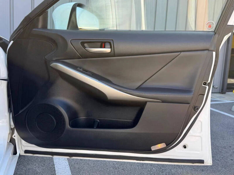 2019 Lexus IS 300
