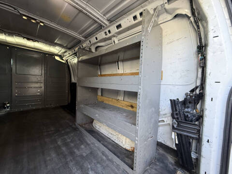 2017 Chevrolet Express 2500